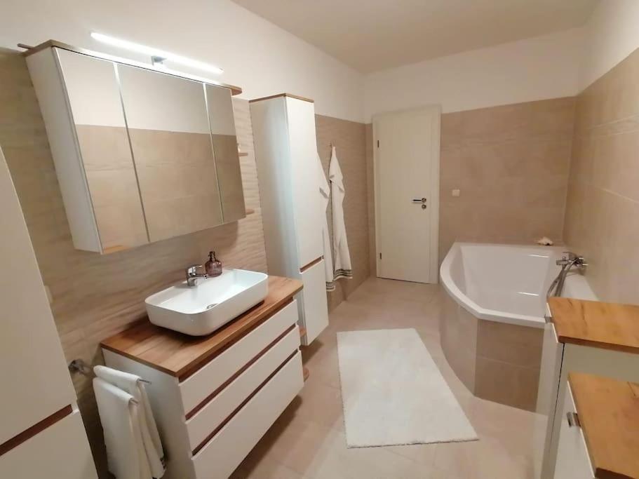 Gemuetliche Ferienwohnung In Neu Kaliss Exteriör bild